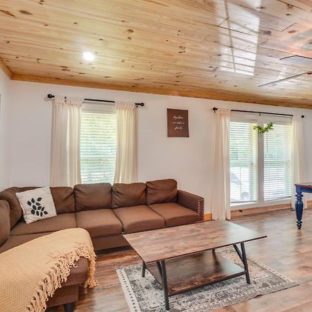 Creekside Ranch With Porch About 2 Mi To Pkwy Villa Pigeon Forge Eksteriør billede