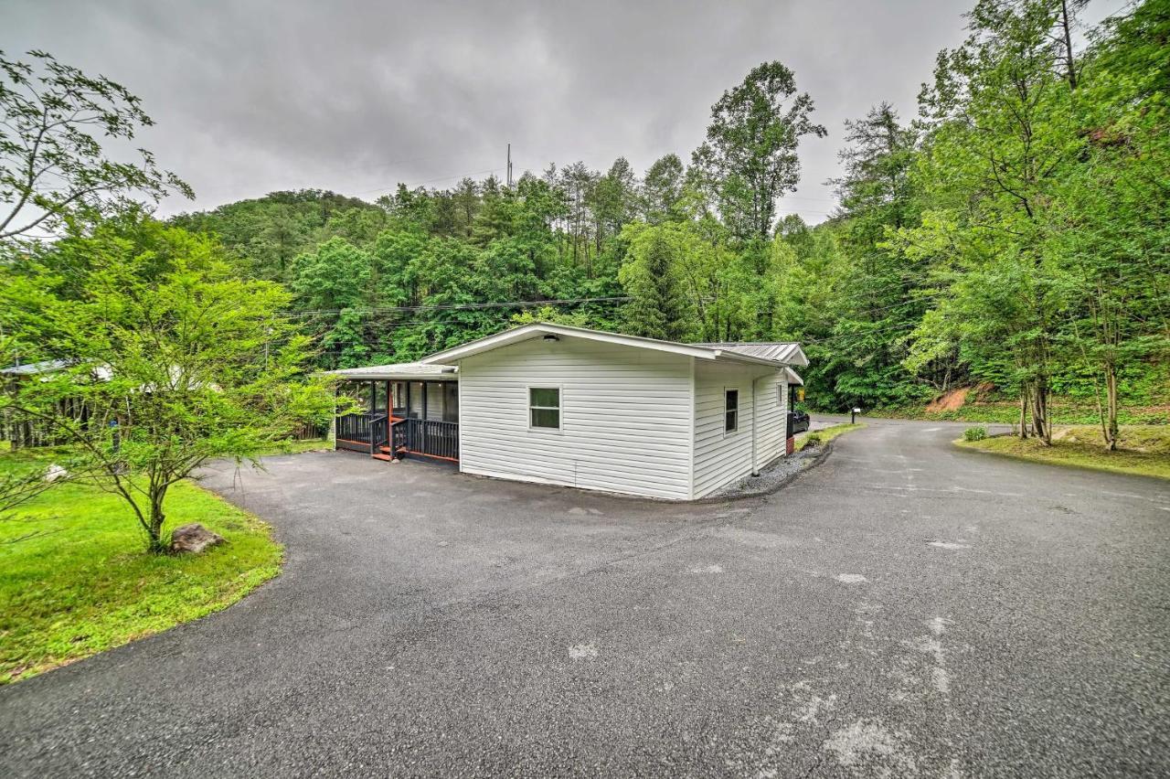 Creekside Ranch With Porch About 2 Mi To Pkwy Villa Pigeon Forge Eksteriør billede